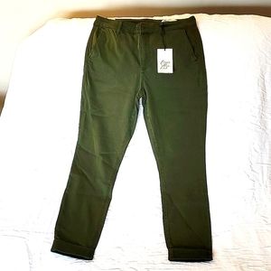 NWT, Olive Green, size 29, Cosmic Blue Love by Stitch Fix, cotton cuffed Pants